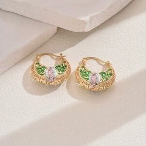 18k Gold Virgin Mary Earrings